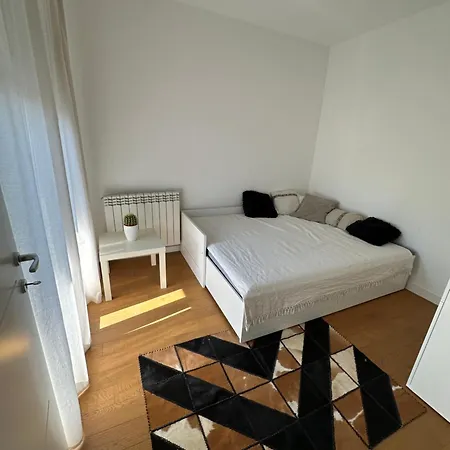 President Apartment *